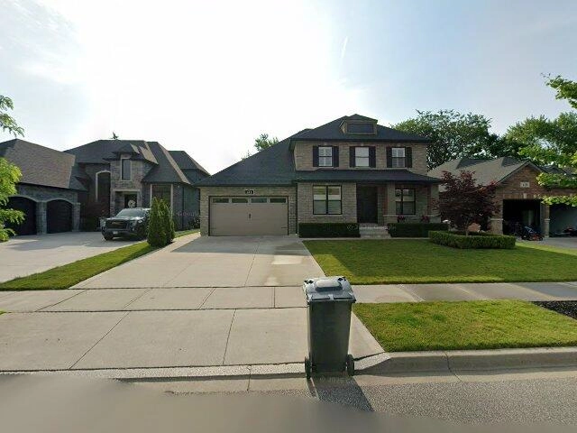 House image located at La Grange, IL 60525