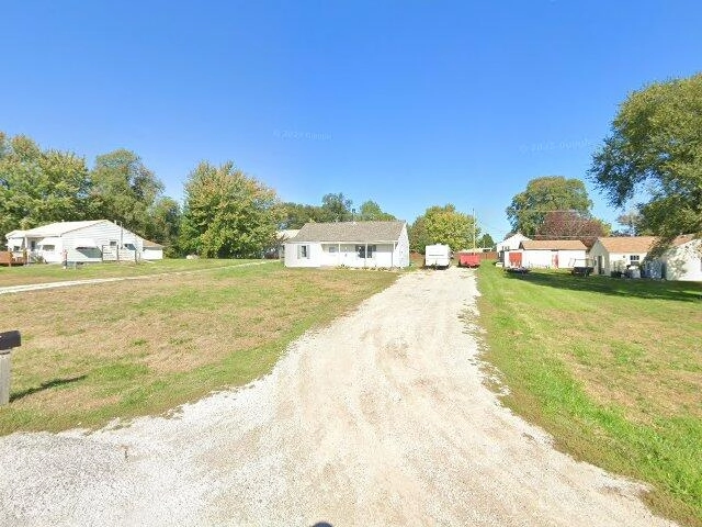 House image located at Moline, IL 61265