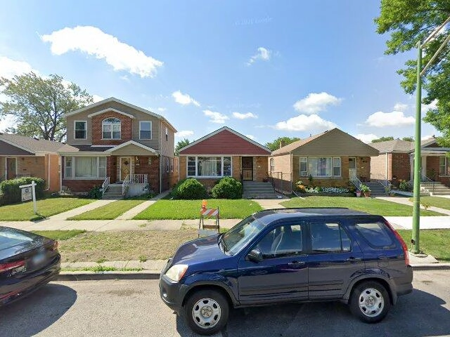 House image located at Chicago, IL 60652