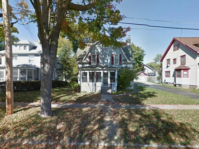 House image located at Jackson, MI 49203