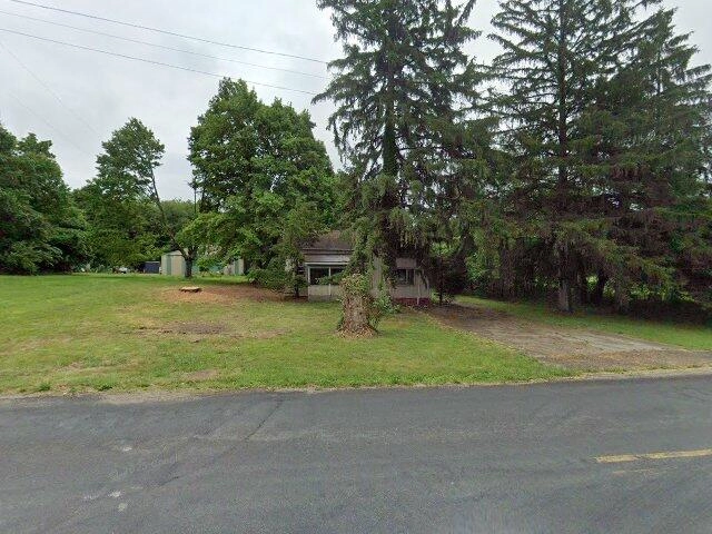 House image located at Grand Junction, MI 49056