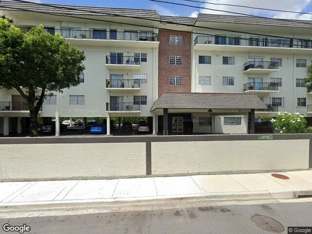 House image located at Miami, FL 33166