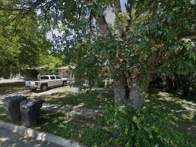 House image located at Dallas, TX 75216