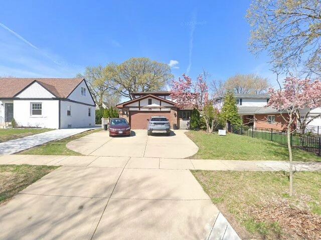 House image located at Western Springs, IL 60558