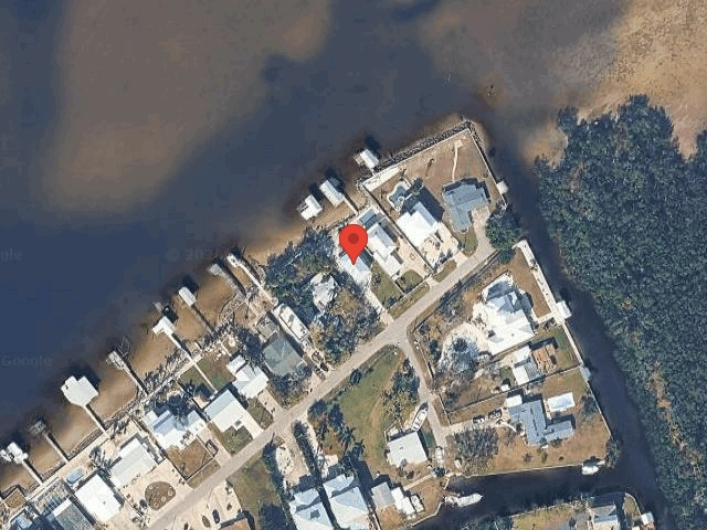 House image located at Ruskin, FL 33570