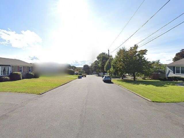 House image located at Saginaw, MI 48601