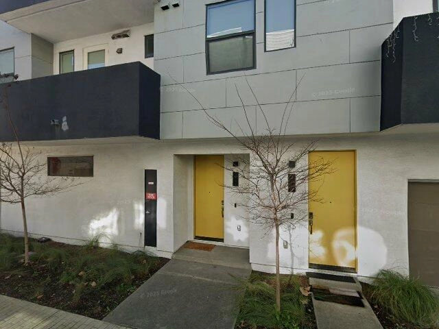 House image located at Oakland, CA 94607
