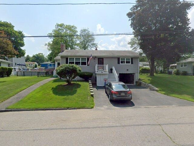 House image located at Methuen, MA 01844