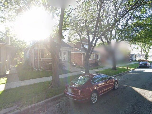 House image located at Chicago, IL 60620