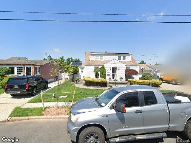 House image located at Carteret, NJ 07008