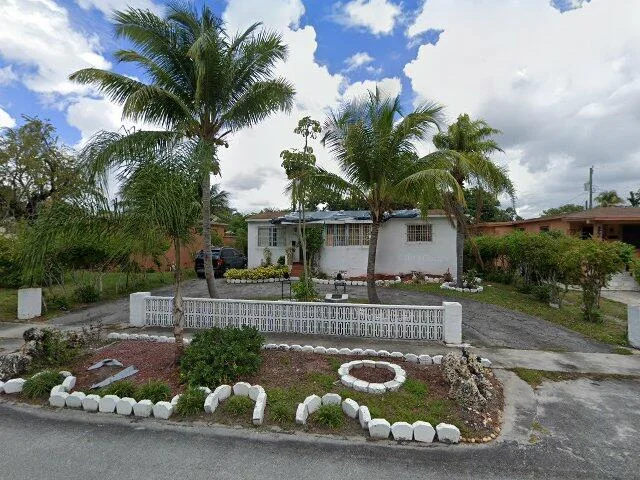 House image located at Miami, FL 33162
