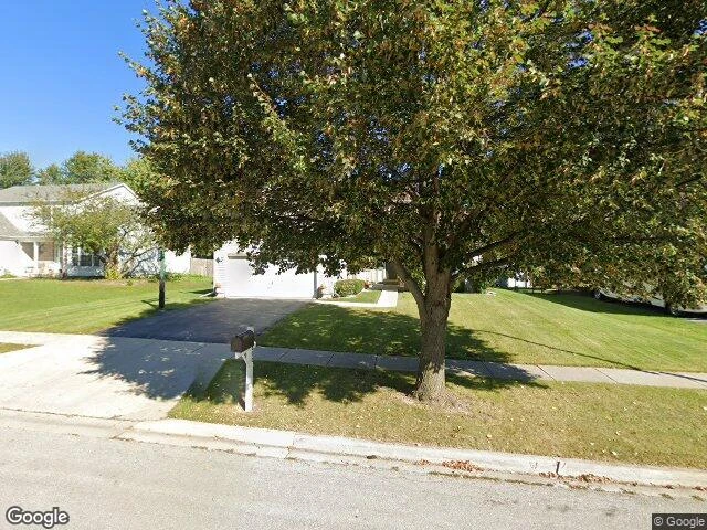 House image located at South Elgin, IL 60177