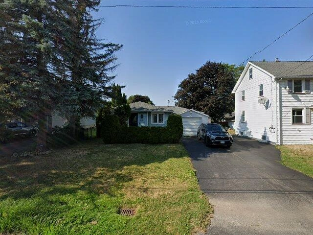 House image located at Larimore, ND 58251