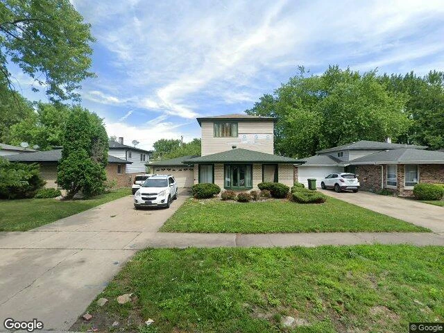 House image located at Dolton, IL 60419