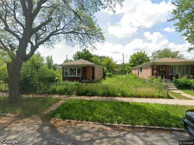 House image located at Chicago, IL 60628