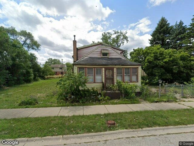 House image located at Robbins, IL 60472