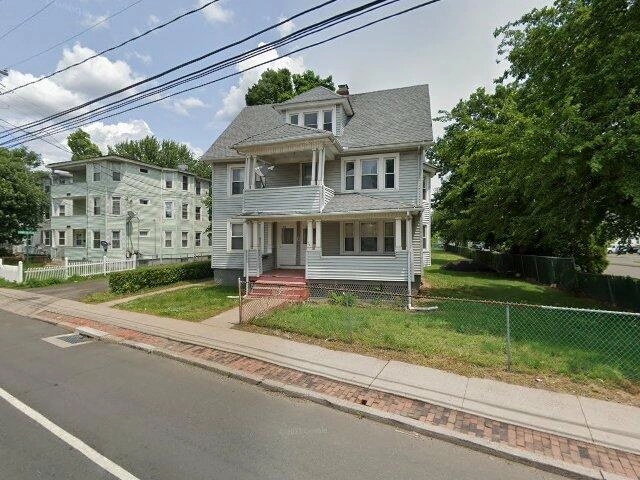 House image located at Brightwaters, NY 11718