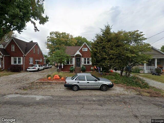 House image located at Alton, IL 62002