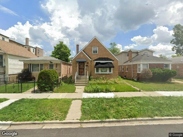 House image located at Chicago, IL 60617