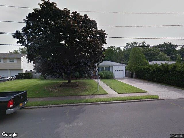 House image located at Bay Shore, NY 11706