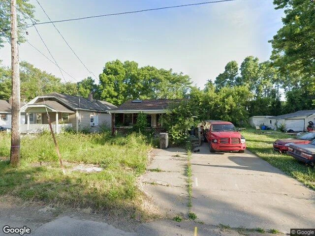 House image located at Flint, MI 48503