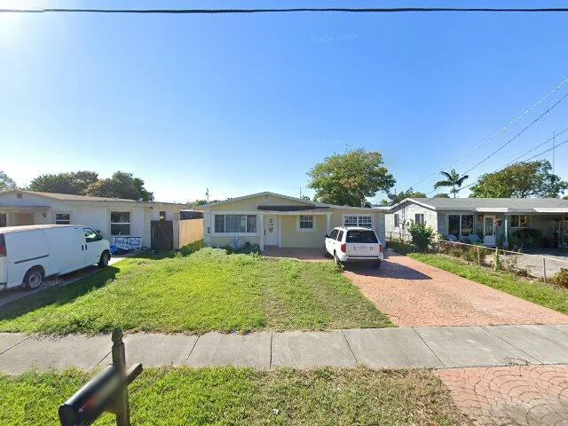 House image located at Hollywood, FL 33023