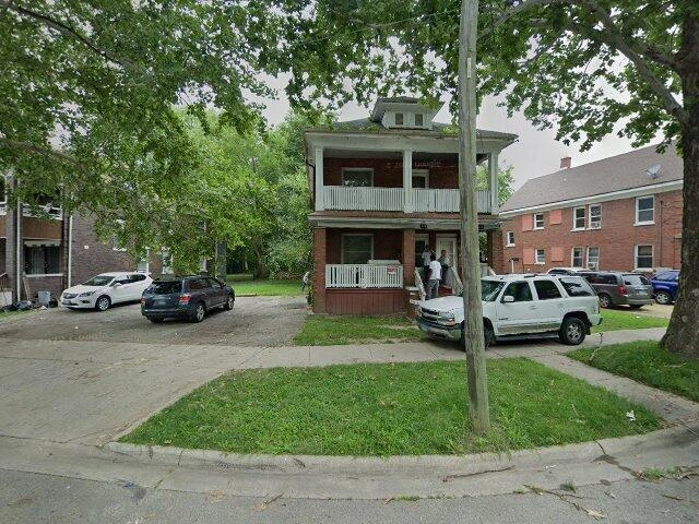 House image located at Rockford, IL 61101