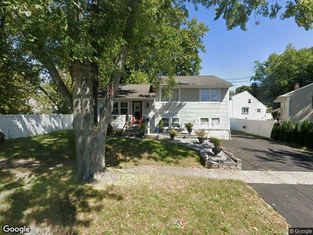 House image located at Clementon, NJ 08021