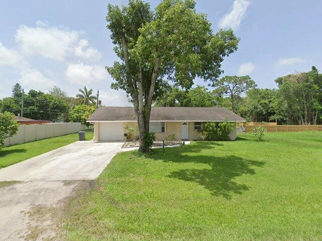 House image located at Lake Worth, FL 33463