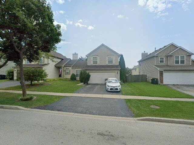 House image located at Mundelein, IL 60060
