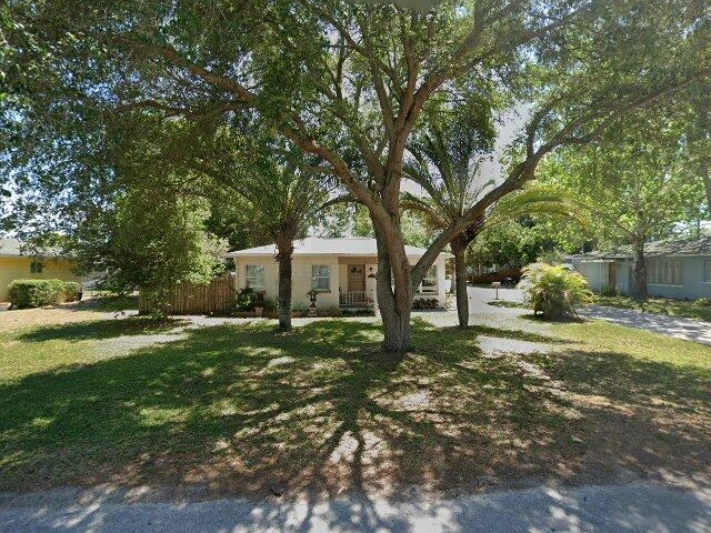 House image located at Saint Petersburg, FL 33707