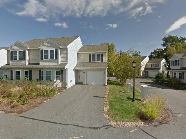 House image located at Salisbury, MA 01952