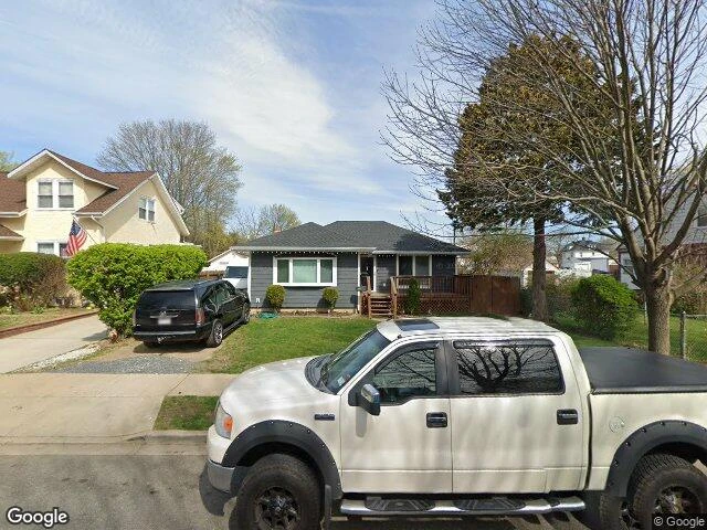 House image located at Freeport, NY 11520