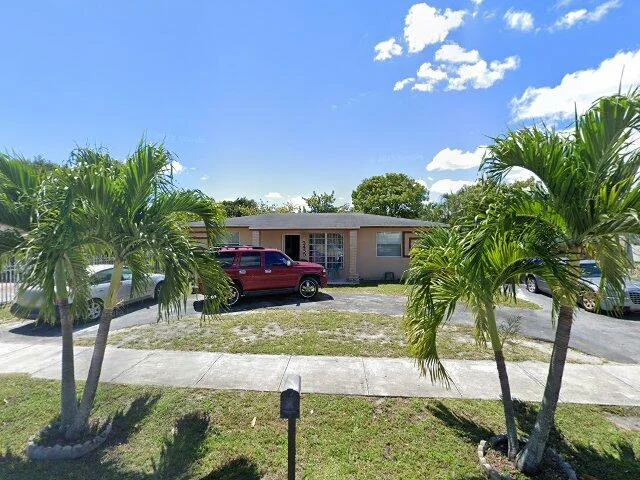 House image located at Hollywood, FL 33023