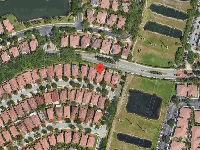 House image located at Hollywood, FL 33027