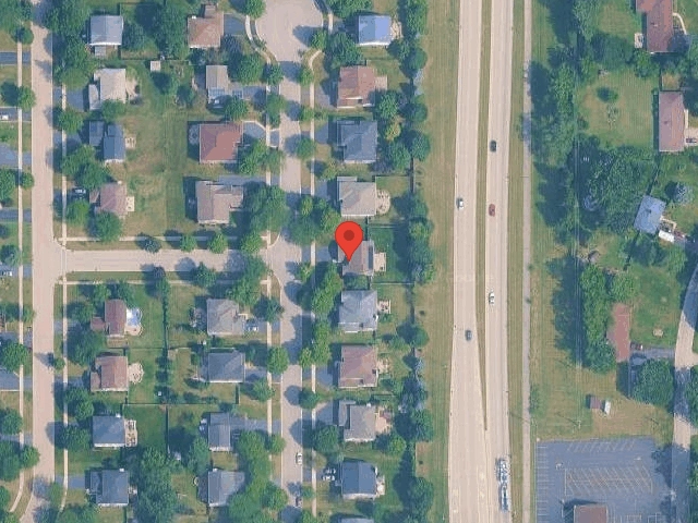 House image located at Aurora, IL 60506