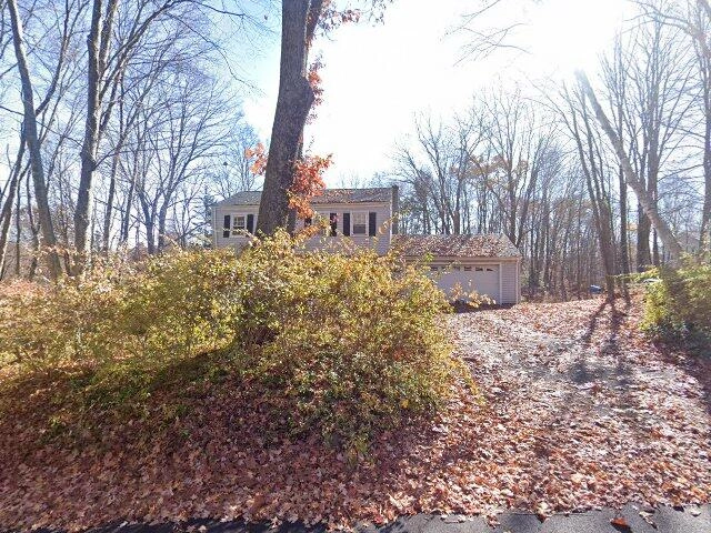 House image located at Brookfield, CT 06804