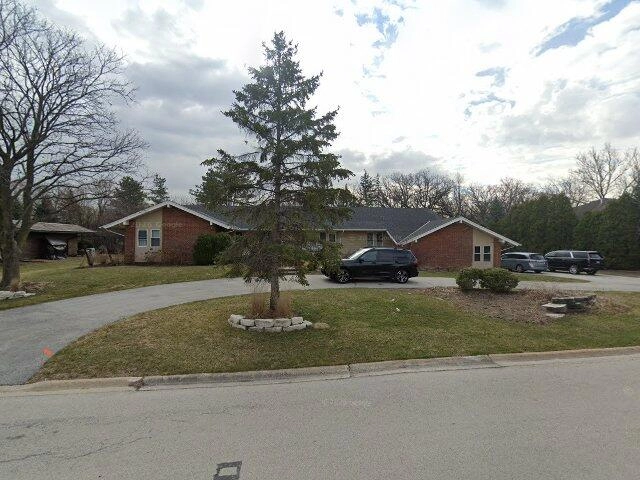 House image located at Lincolnshire, IL 60069