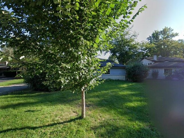 House image located at Westmont, IL 60559