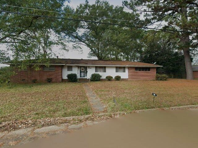 House image located at Jackson, MS 39209