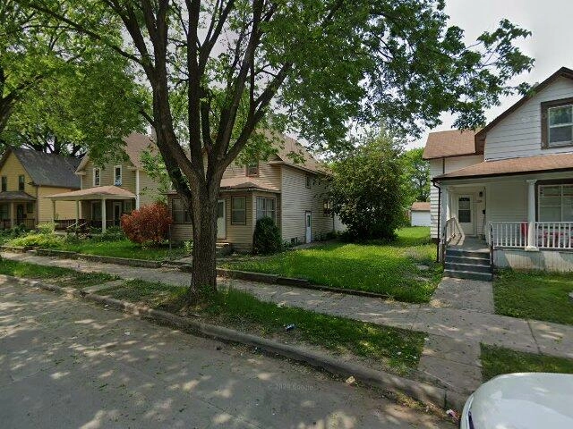 House image located at Minneapolis, MN 55411