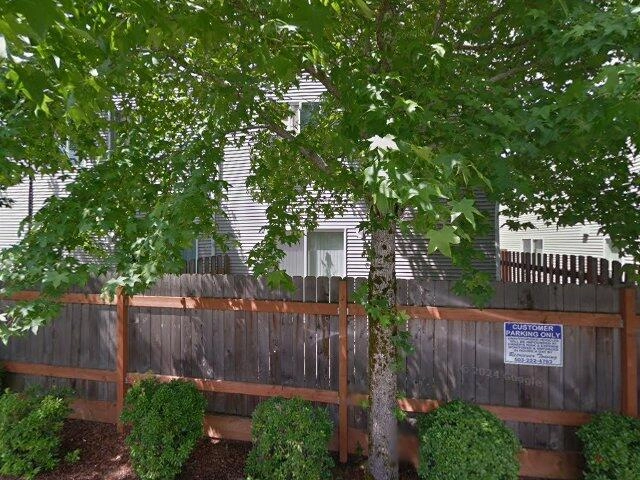 House image located at Portland, OR 97236