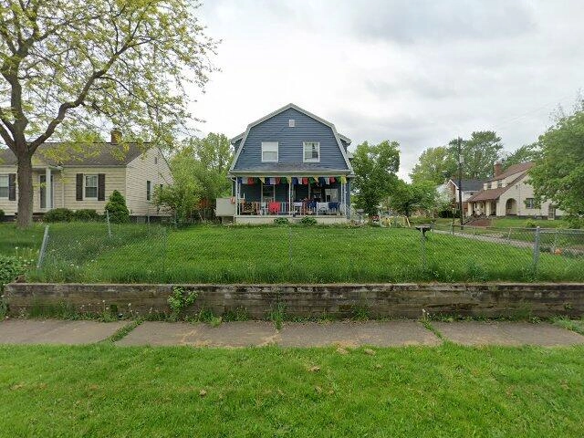 House image located at Akron, OH 44305