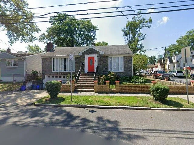 House image located at Newark, NJ 07112