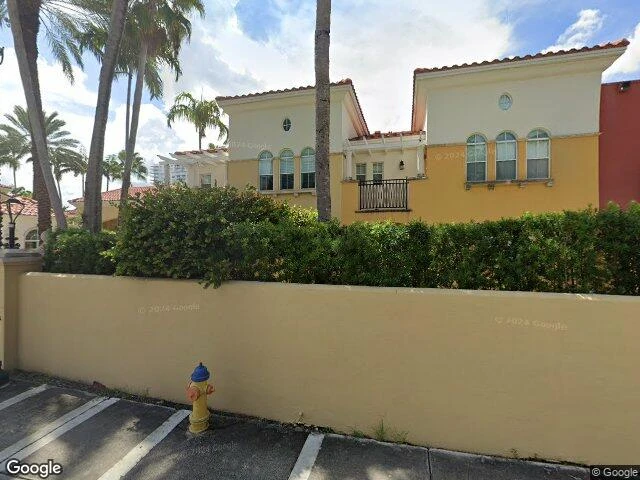 House image located at North Miami Beach, FL 33160