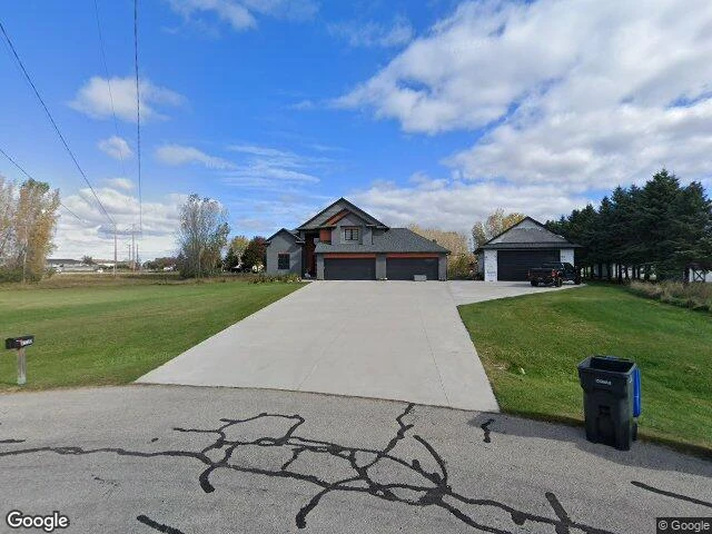 House image located at Appleton, WI 54913
