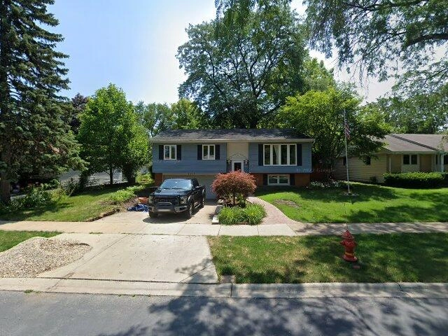 House image located at Wheeling, IL 60090