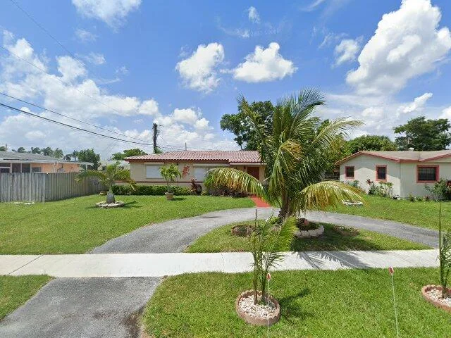 House image located at Hollywood, FL 33024