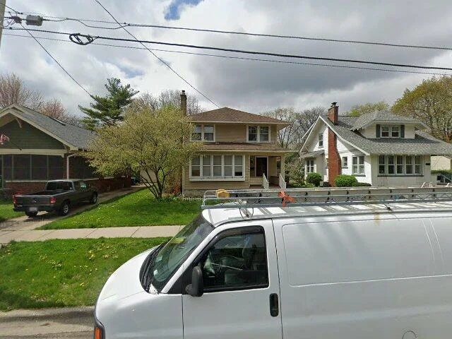 House image located at Aurora, IL 60506