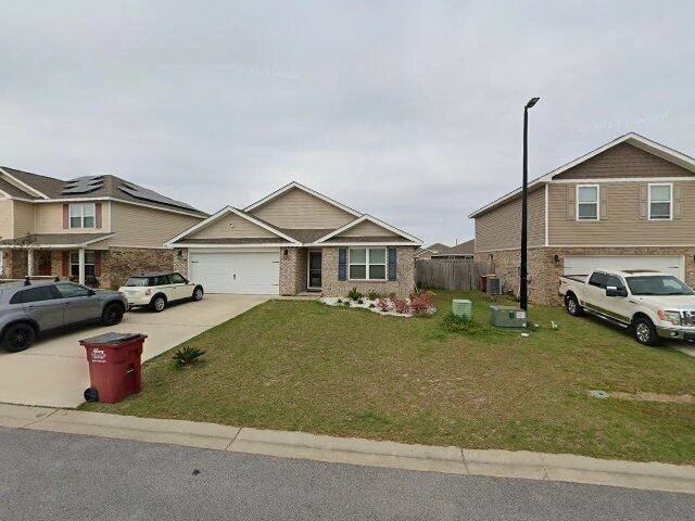House image located at Crestview, FL 32539